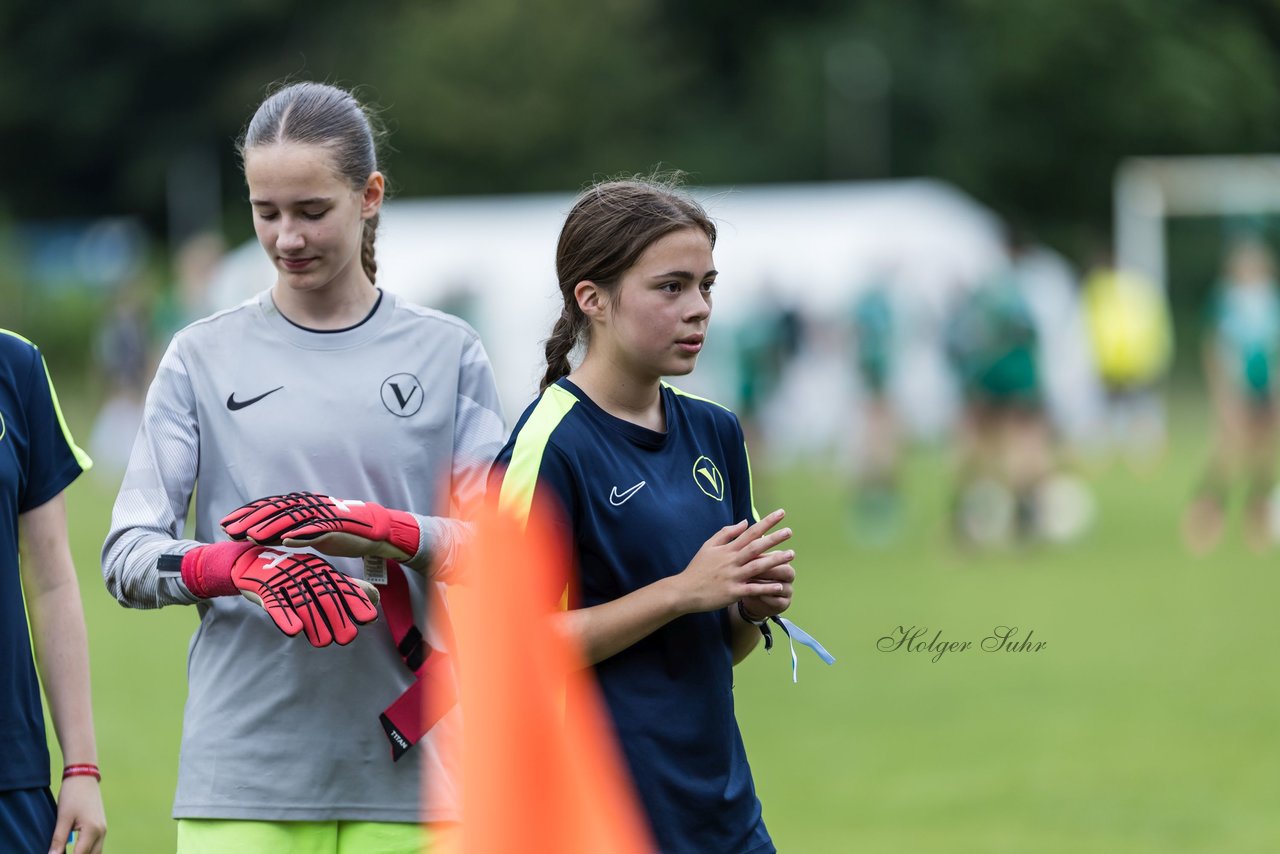 Bild 77 - Loewinnen Cup